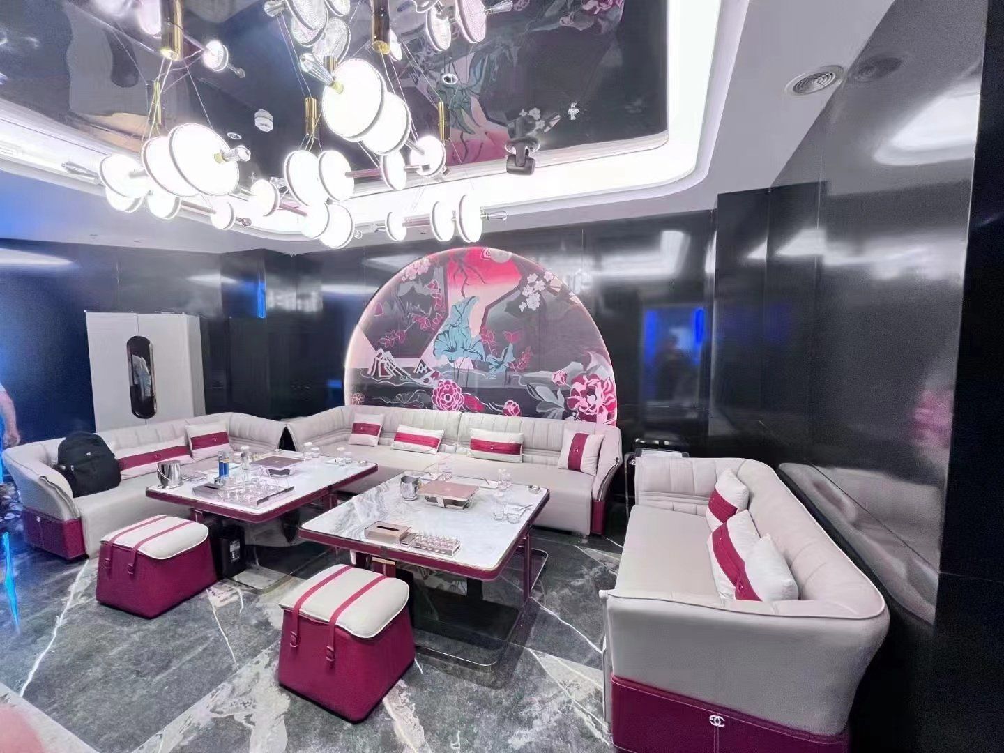 探寻襄阳商务ktv的最佳推荐-老河口市ktv预定